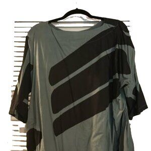 UZI Nyc brand Half-Sleeve Cotton Tunic